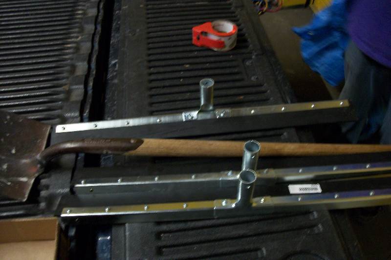 lot 9208 image: 3 floor squeegees