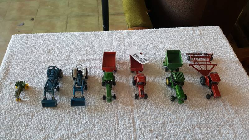 lot 2302 image: Large Lot of Metal Toy Tractors and Other