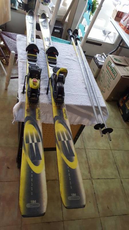 lot 2339 image: Dueltec Snow Skies and Poles