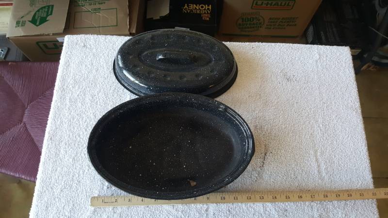 lot 2354 image: Roaster Pan