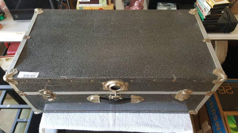 lot 2378 image: Trunk- Fill it with the other treasures your bidding on