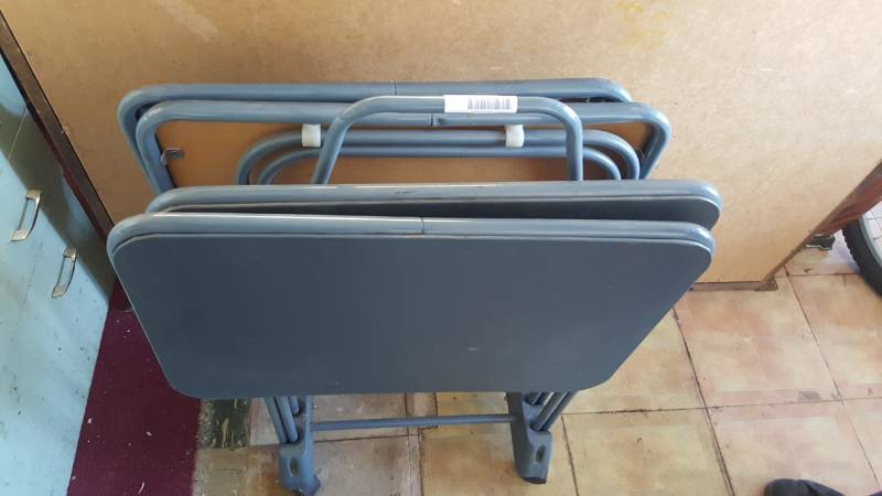 lot 2395 image: TV Tray Set