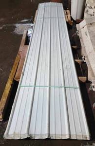lot 38 image: Unused 16Ft Bundled Ten (10) Sheets of White Galvanized Ribbed Sheet Metal