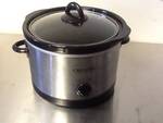 Nice crockpot ceramic crock comes in and out for easy  cleaning