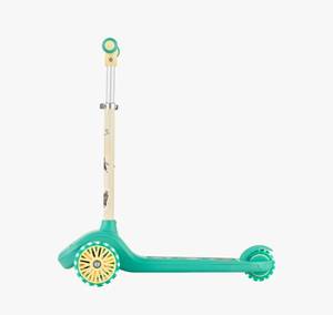 lot 29132 image: Grogu� Customizable Kick Scooter