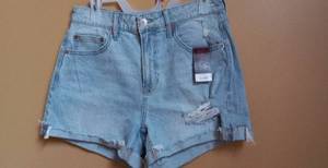 lot 29466 image: No Boundaries High Rise TOMGIRL Shorts, Distressed, Cuffed Hem, Size 15