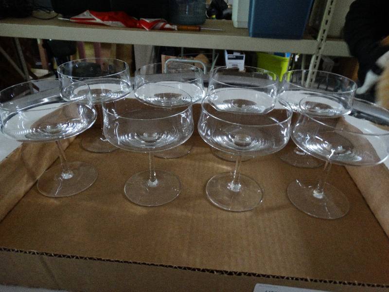 lot 751 image: Set of 8 Steamware.
