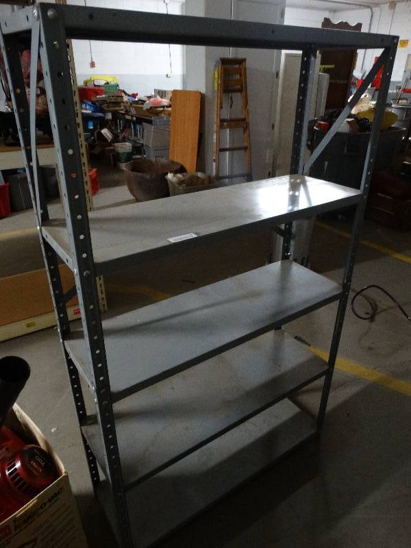 lot 766 image: Metal shelf.