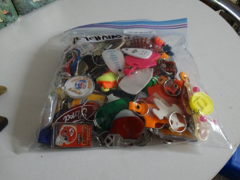 lot 774 image: Lot of key chains.