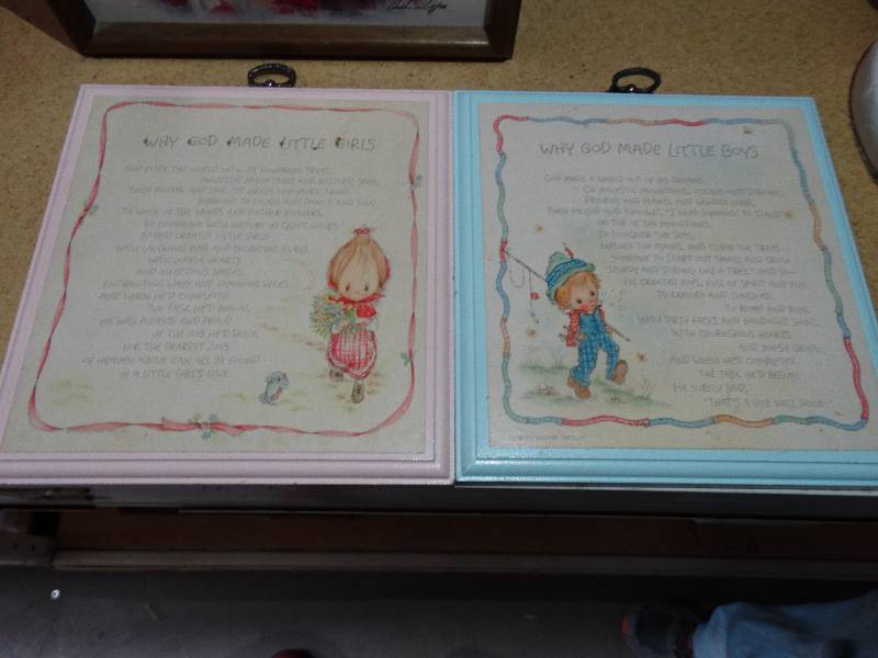 lot 805 image: Lot of pictures and music box clown picture.