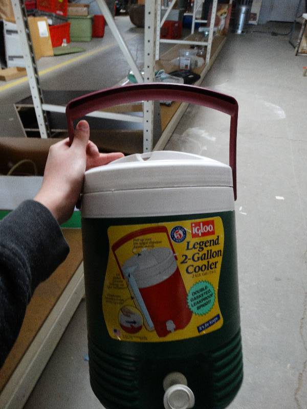 lot 840 image: Igloo 2 gallon cooler dispenser.