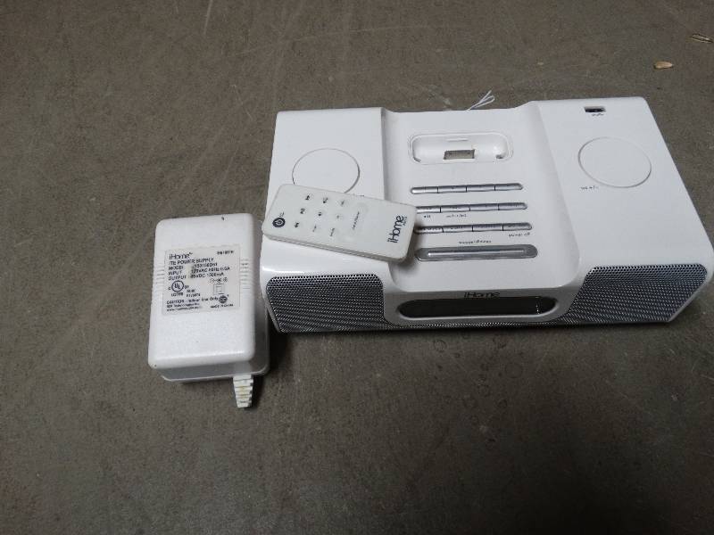 lot 845 image: IHome stereo system. cut cord.