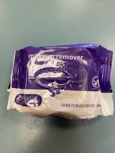 lot 2191 image: Amazon basics make up remover wipes