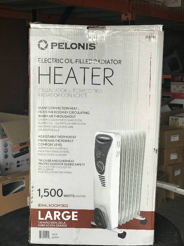 lot 2024 image: Pelonis electric oil-filled radiator heater - 1,500 Watts.