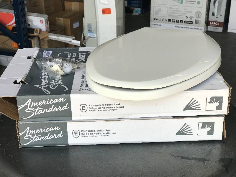 lot 2050 image: Lot of 2 elongated toilet seats