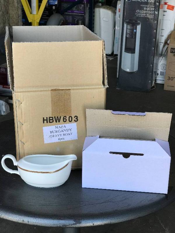 lot 2074 image: Carton of 6 - Fortessa Napa Burgundy Gravy Boats