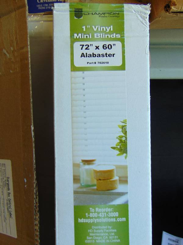 lot 7004 image: (1) Champion 1 Vinyl mini blinds, 72 x 60, alabaster white