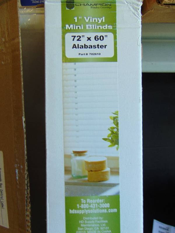 lot 7005 image: (1) Champion 1 Vinyl mini blinds, 72 x 60, alabaster white