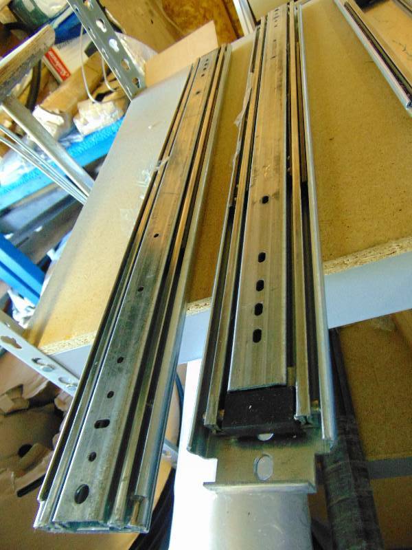 lot 7023 image: (1) pair HETTICH drawer slides, 0618 (81--09), 28 closed (56 fully extended)
