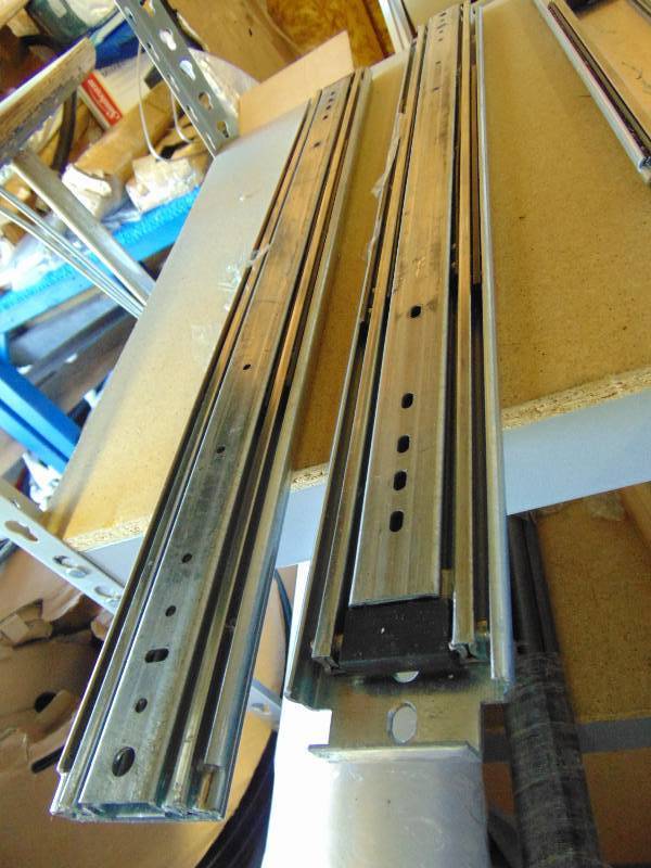 lot 7024 image: (1) pair HETTICH drawer slides, 0618 (81--09), 28 closed (56 fully extended)