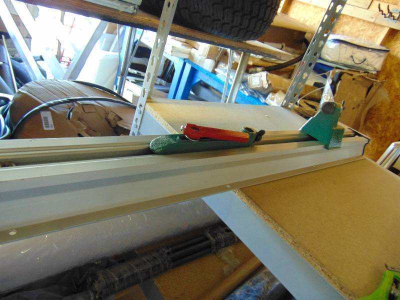 lot 7025 image: Grizzly.com aluminum hobby lathe, disc sander, missing pieces