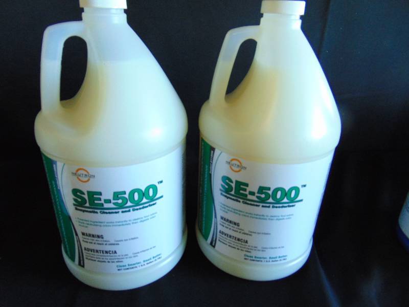 lot 7075 image: (2) Gallons Neutron SE-500 Enzymatic Cleaner and Deodorizer