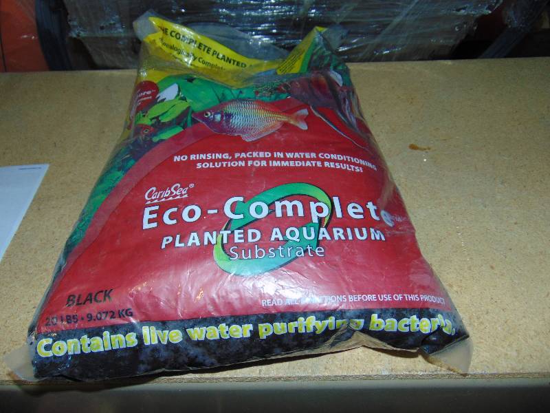 lot 7080 image: Eco Planet Eco-complete planted aquarium substrate, 20 lbs, black