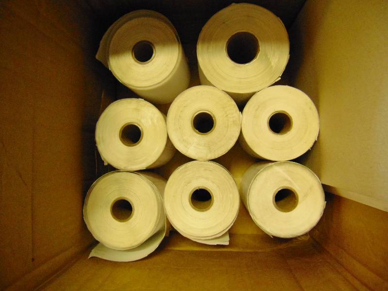 lot 7107 image: (8) ct. mixed lot 4 a 6 Thermal Labels, 250 per roll and UPS shipping labels