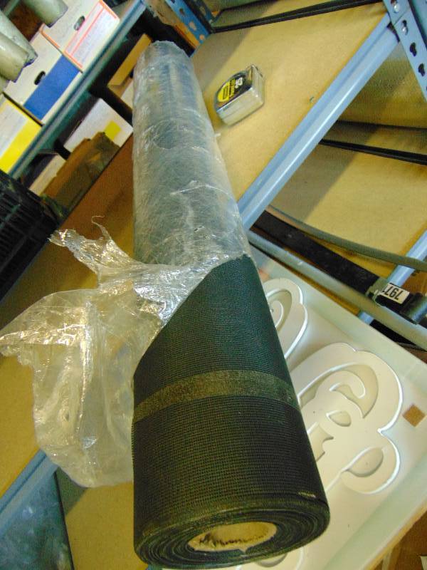 lot 7130 image: (1) roll nylon fiber mesh 36 x 50 yards
