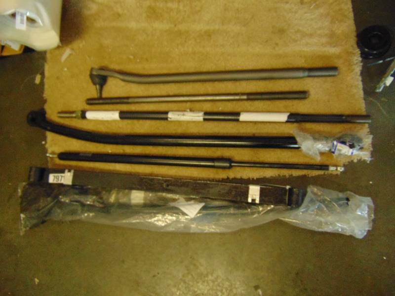 lot 7150 image: (7) ct. mixed lot car parts, suspension parts