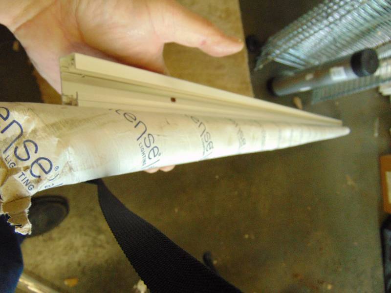 lot 7151 image: Leviton IS6W track light rail, 72 long