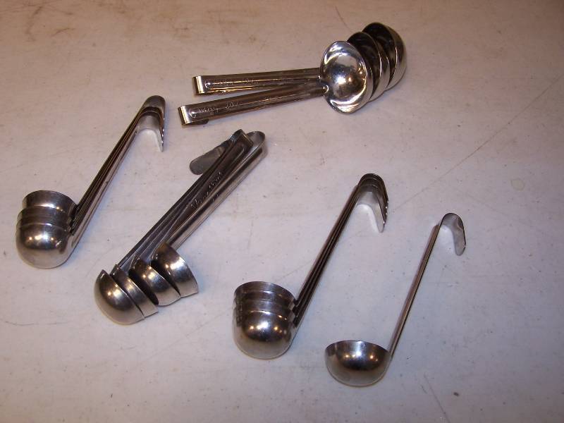 lot 3186 image: Ladles