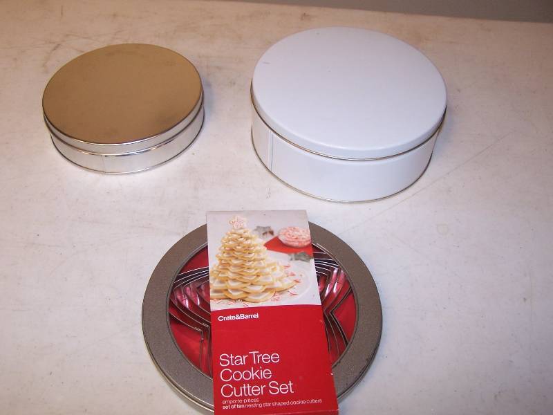 lot 3190 image: Cookie Cutter