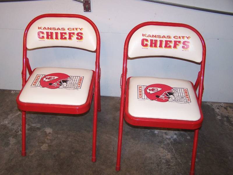 lot 3214 image: Chiefs Chairs