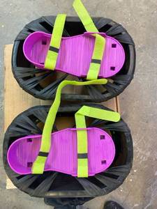 lot 1897 image: Moon Shoes