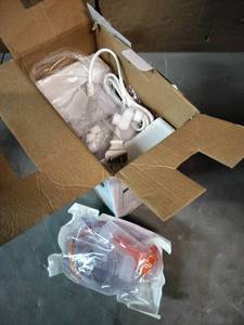 lot 1960 image: White Nebulizer With An Air Compressor Kit