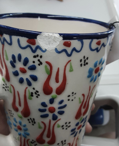 lot 4095 image: Aydin El Sanatlari Floral 3D Painted and Sculpted Mug