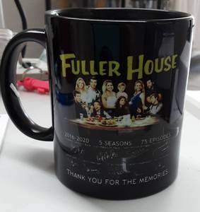 lot 4111 image: Fuller House All Cast Episodes Seasons Coffee Mug Ceramic Mug Travel Cup