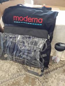 lot 8047 image: Moderna pack