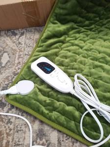 lot 8052 image: Heating pad Electric Heat Pad for Back Pain and Cramps Relax - Green