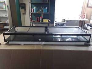 lot 55889 image: Repti Zoo Large Repile Enclosure - 24 deep x 72 wide x 8 high