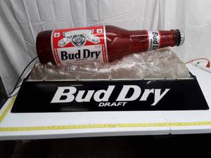lot 55936 image: Bud Dry Draft Pool Light - used