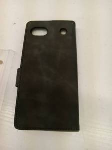 lot 44265 image: FLIP WALLET PHONE CASE PIXEL 6