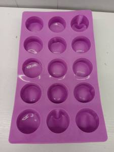 lot 44313 image: 3 PC SMALL SOAP MOLDS