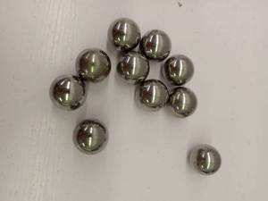 lot 44332 image: STAINLESS STEEL BALLS