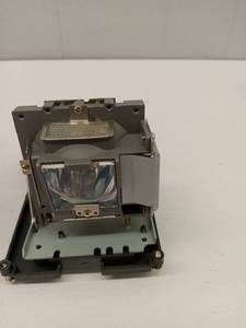 lot 44344 image: PROJECTOR LAMP