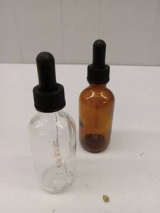 lot 44354 image: ESSENTIAL OIL DROPPERS