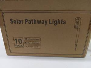 lot 44519 image: MANCRA 10 PACK SOLAR PATH LIGHTS