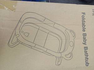 lot 44531 image: FOLDABLE BABY BATHTUB
