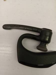 lot 44621 image: WIRELESS BLUETOOTH HEADSET